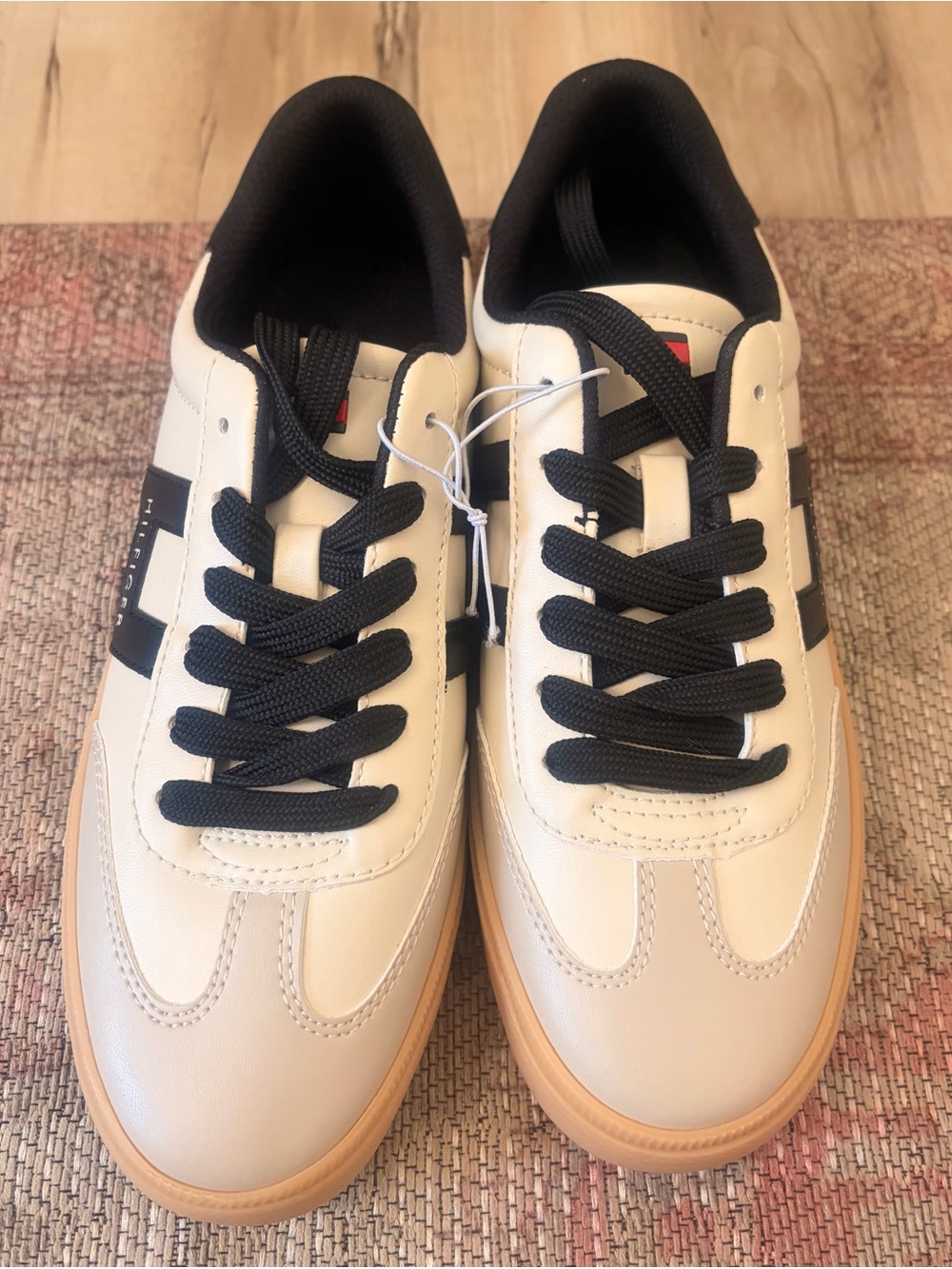 Tommy Hilfiger Cream Leather Sneakers-Brand New-Never Worn